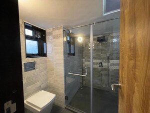 Bathroom in 2.5 BHK Apartment at Ekta Tripolis, Goregaon West – for Rent