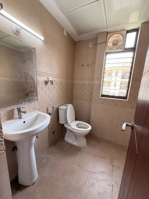 Bathroom in 3 BHK Independent House at Shalimar Mannat, Faizabad Road – for Sale