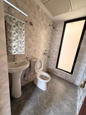 Bathroom in 3 BHK Independent House at Shalimar Mannat, Faizabad Road – for Sale
