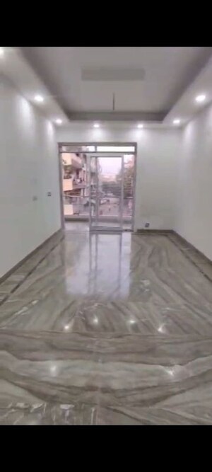 Staircase in 3 BHK Builder Floor at Green Fields Colony – for Rent