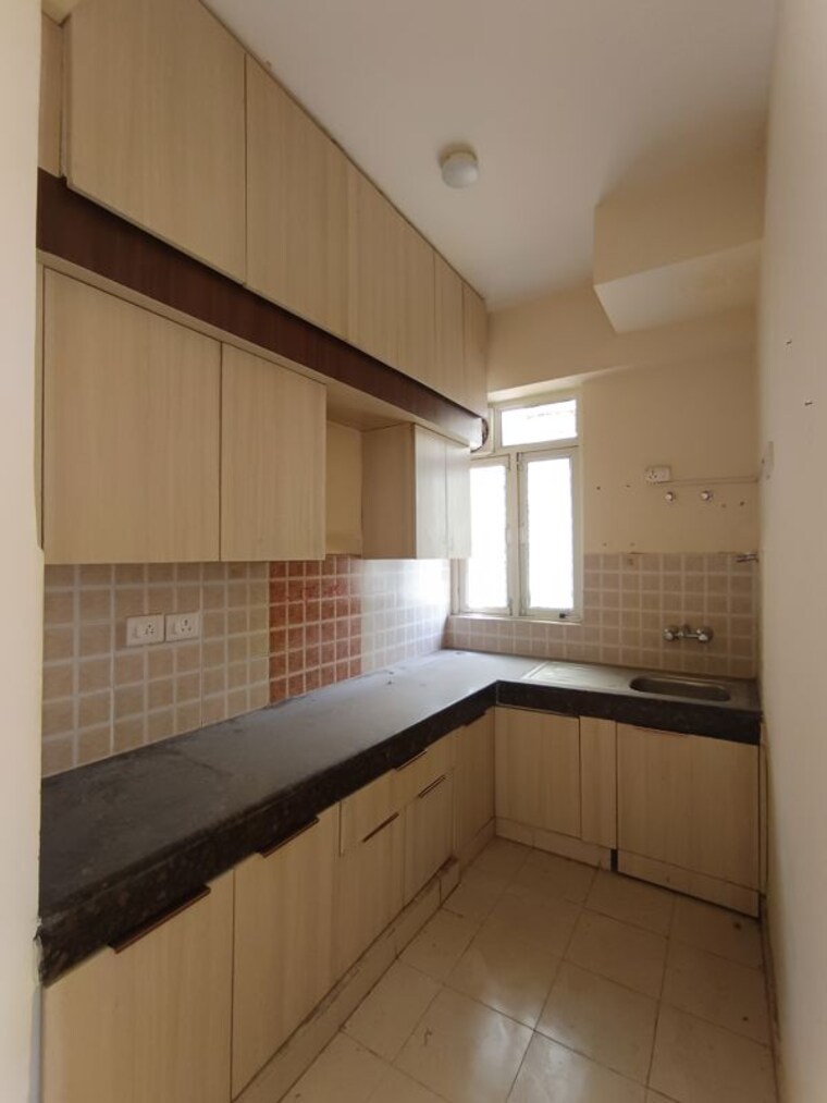 Kitchen, shree-vardhman-mantra 2 Bedroom 900 Sq.Ft. Apartment In Sector 67 Gurgaon 10396991