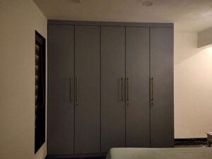 Furnished Amenities in 3 BHK Apartment at Ekta Tripolis, Goregaon West – for Rent