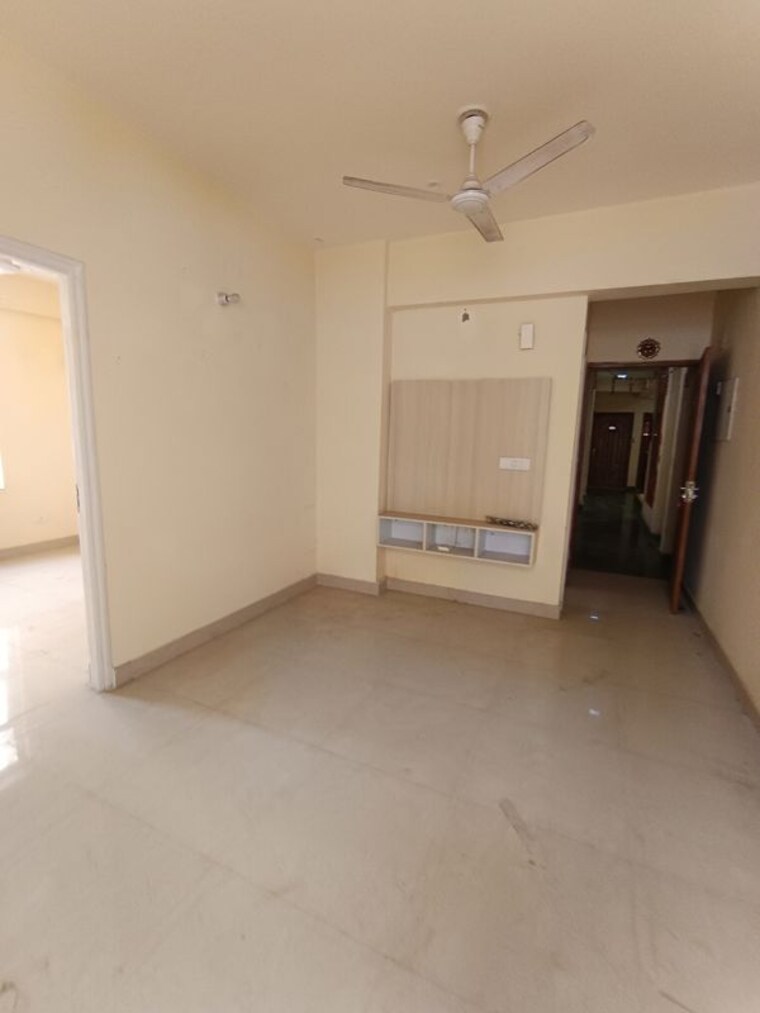 Room, shree-vardhman-mantra 2 Bedroom 900 Sq.Ft. Apartment In Sector 67 Gurgaon 10397019