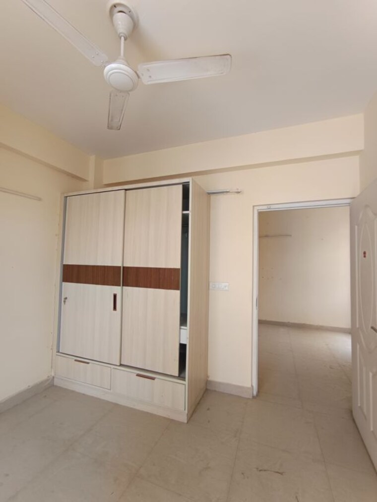 Room, shree-vardhman-mantra 2 Bedroom 900 Sq.Ft. Apartment In Sector 67 Gurgaon 10397019