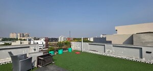 5 BHK Penthouse – Exterior View View at Omaxe The Forest Spa, Sector 43 - for Rent