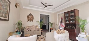 5 BHK Penthouse For Rent in Omaxe The Forest Spa, Sector 43