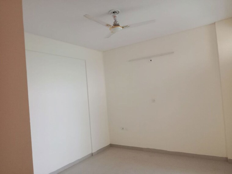 Room, amolik-sankalp 3 Bedroom 1800 Sq.Ft. Apartment In Sector 85 Faridabad 10397032