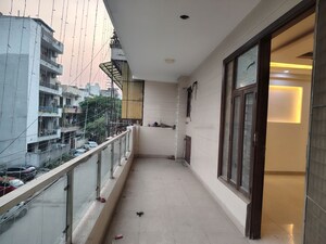 Balcony in 3 BHK Builder Floor at Green Fields Colony – for Rent