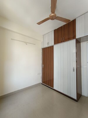 Room in 2 BHK Apartment at Shree Vardhman Mantra, Sector 67 – for Rent