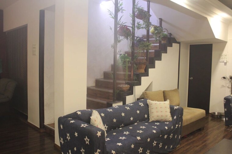 Team Area, golden-beach-society 5 Bedroom 6000 Sq.Ft. Villa In Juhu Mumbai 10397047