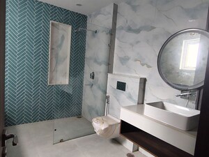 Bathroom in 4 BHK Builder Floor at Green Fields Colony – for Rent