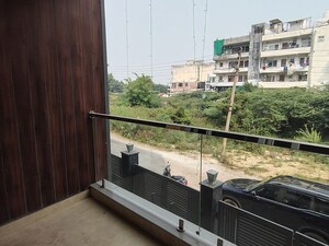 Balcony in 4 BHK Builder Floor at Green Fields Colony – for Rent