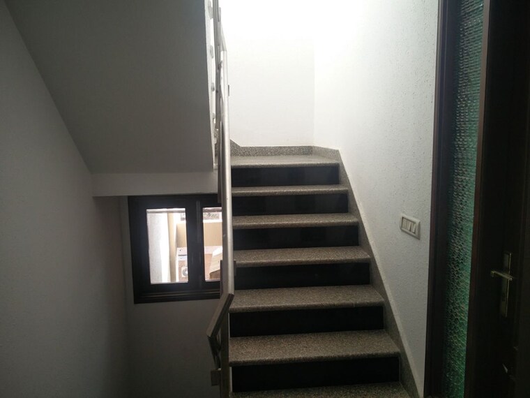 undefined, dlf phase i 3 Bedroom 500 Sq.Yd. Builder Floor In Dlf Phase I Gurgaon 10397051