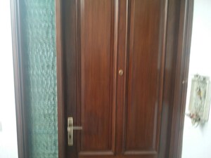 Bedroom in 3 BHK Builder Floor at Dlf Phase I – for Rent