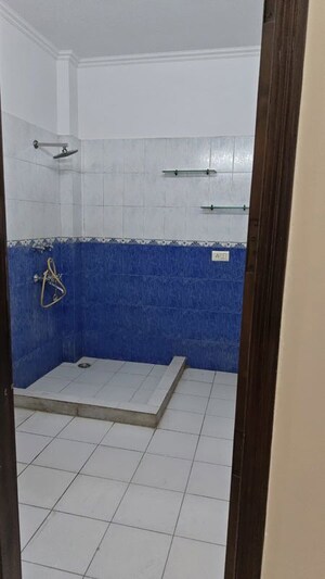 Bathroom in 3 BHK Builder Floor at Rohini Sector 18 – for Rent
