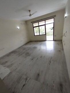 2 BHK + Store Room Apartment For Rent in Frazer Town