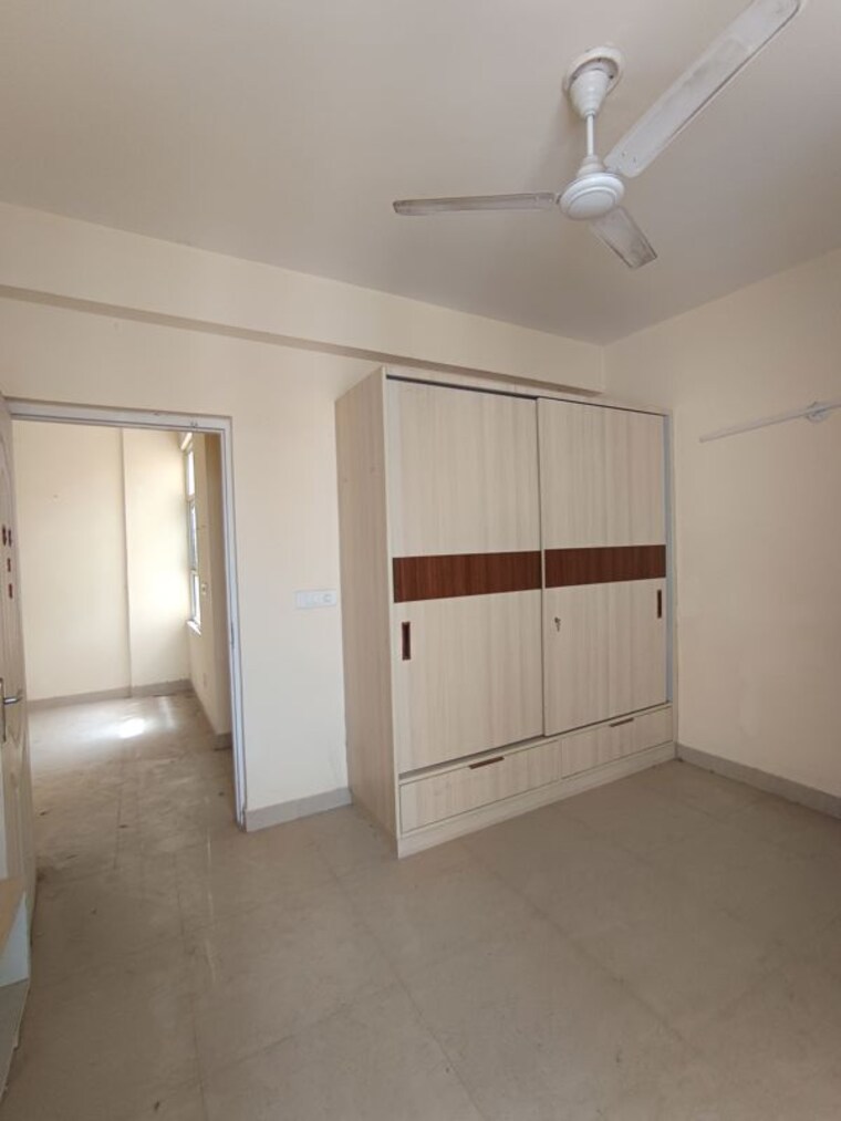 Room, shree-vardhman-mantra 2 Bedroom 900 Sq.Ft. Apartment In Sector 67 Gurgaon 10397171
