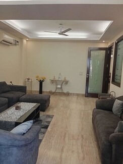 4 BHK + Pooja Room,Servant Room Builder Floor For Sale in Greater Kailash II