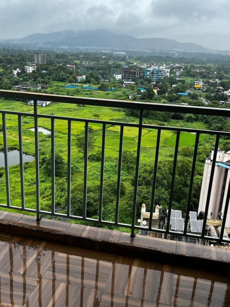 Balcony, triveni-dynamic-ultima-bliss  700 Sq.Ft. Apartment In Kalyan West Thane 10397172