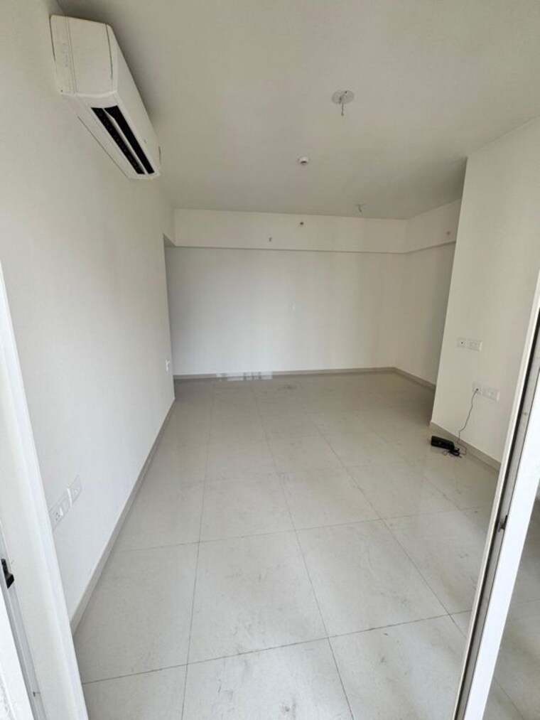 Bathroom, lodha-amara 2 Bedroom 722 Sq.Ft. Apartment In Kolshet Road Thane 10397210