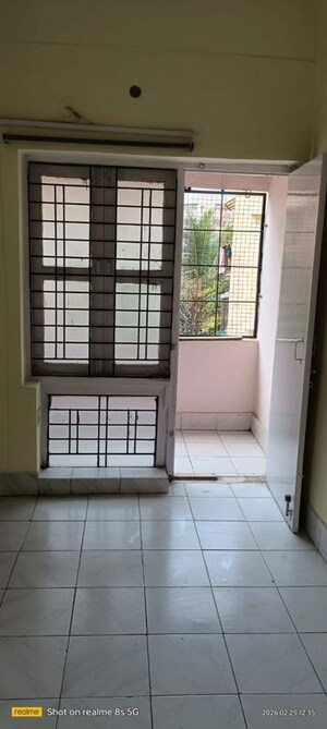 Room in 2 BHK Apartment at Bakul Apartment Ameerpet, Ameerpet – for Sale