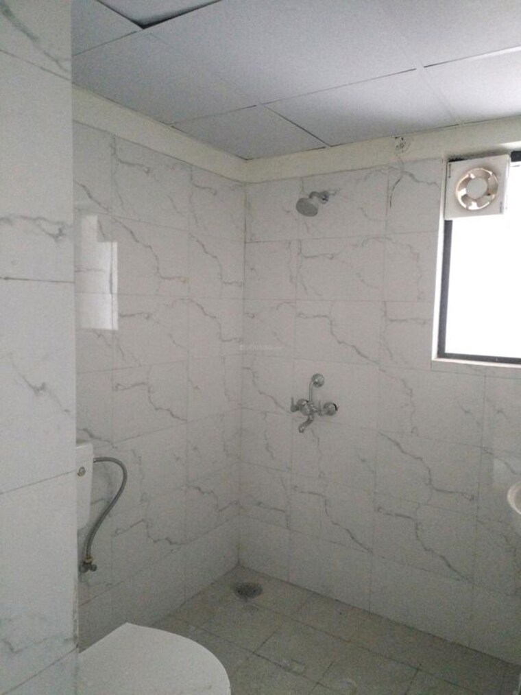 Bathroom, amolik-sankalp 3 Bedroom 650 Sq.Ft. Apartment In Sector 85 Faridabad 10397309