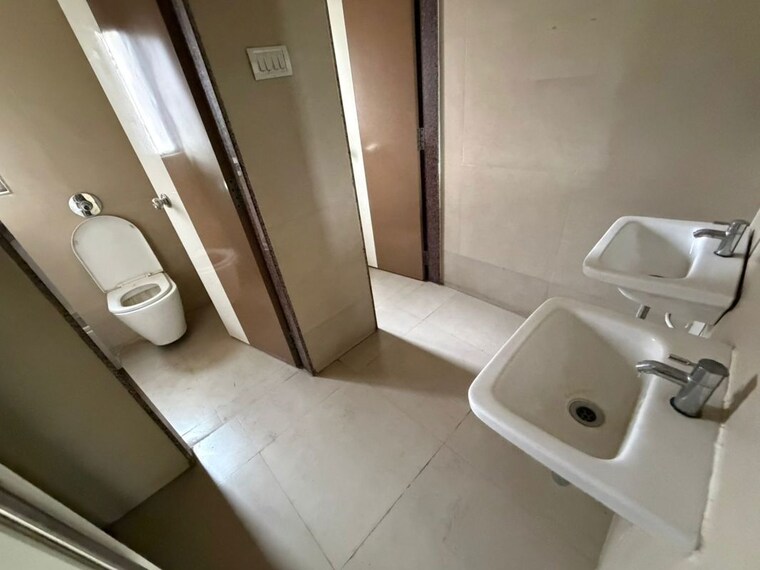 Bathroom, puranik-grand-central Commercial Showroom 4000 Sq.Ft. In Vartak Nagar Thane 10397231
