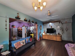Living Room in 2 BHK Apartment at Kumar Parisar, Kothrud – for Rent