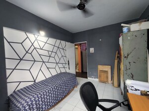 Bedroom in 2 BHK Apartment at Kumar Parisar, Kothrud – for Rent