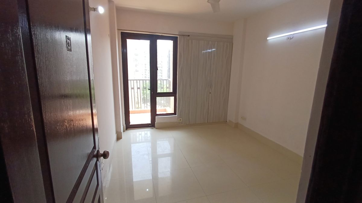 2 BHK 1131 Sq.Ft. Apartment in Logix Blossom County