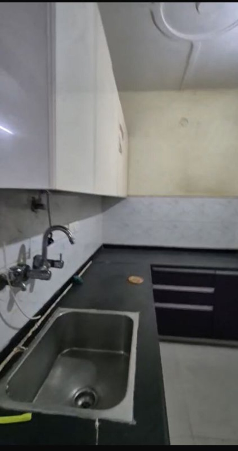 Kitchen, bharat vihar 2 Bedroom 60 Sq.Yd. Builder Floor In Bharat Vihar Delhi 10397329