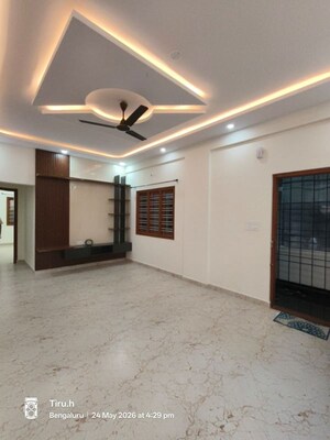 Room in 2 BHK Builder Floor at Hsr Layout Sector 3 – for Rent