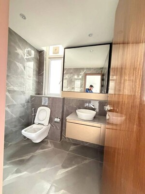 Bathroom in 3 BHK Apartment at DLF Exclusive Floors, Sector 53 – for Sale