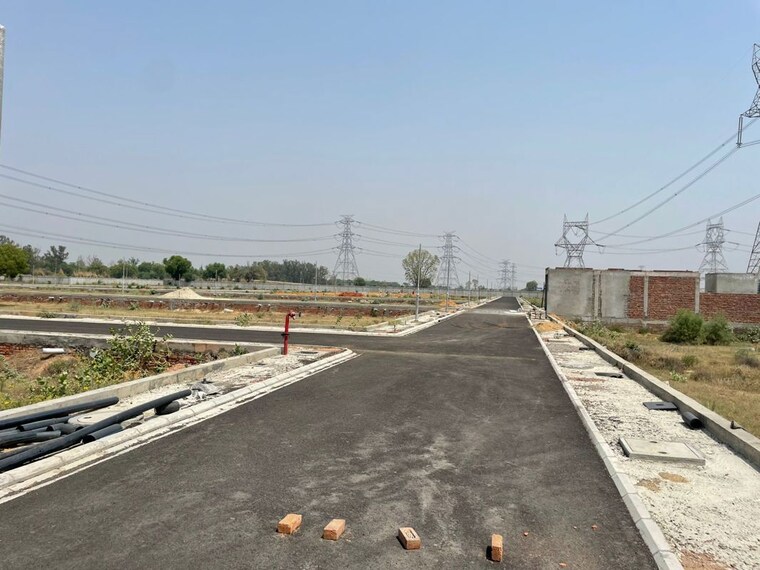 undefined, sohna sector 5  122 Sq.Yd. Plot In Sohna Sector 5 Gurgaon 10397383