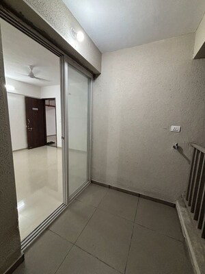 Room in 1.5 BHK Apartment at RGS Forte, Wakad – for Rent