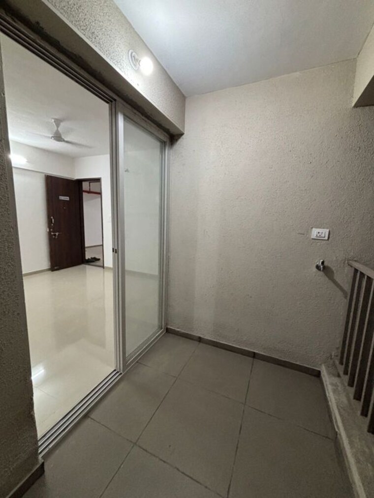 Room, rgs-forte 1.5 Bedroom 800 Sq.Ft. Apartment In Wakad Pune 10397375