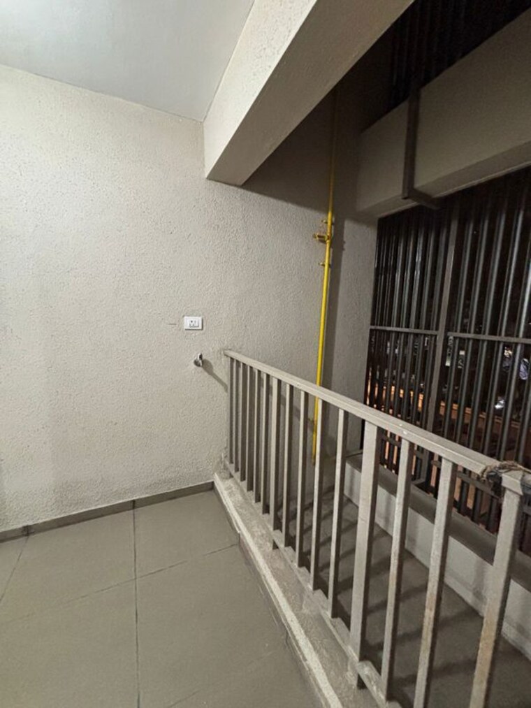 Balcony, rgs-forte 1.5 Bedroom 800 Sq.Ft. Apartment In Wakad Pune 10397375