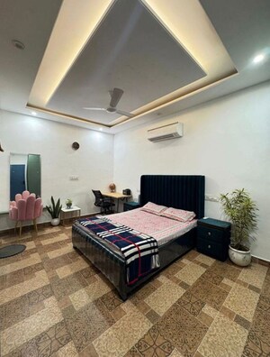  Pg For Rent in Utrathiya