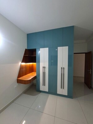 Room in 3 BHK Apartment at Meridian Park At The Prestige City, Sarjapur Road – for Rent