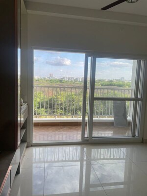 Room in 3 BHK Apartment at Meridian Park At The Prestige City, Sarjapur Road – for Rent