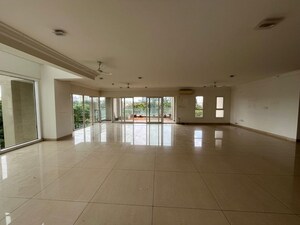 Room in 4 BHK Apartment at G Corp Sky Gardens, Richmond Town – for Sale