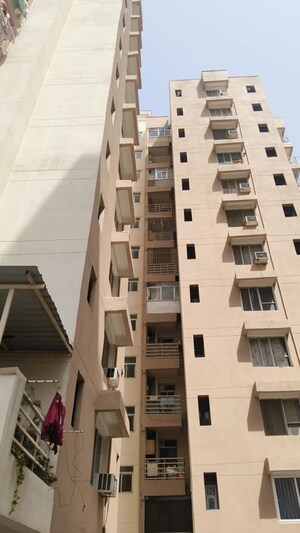 2 BHK Apartment – Exterior View View at Piyush Heights, Sector 89 - for Rent