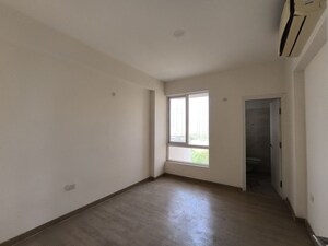Room in 3 BHK Apartment at Emaar Imperial Gardens, Sector 102 – for Sale