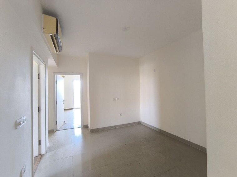Room, emaar-imperial-gardens 3 Bedroom 2025 Sq.Ft. Apartment In Sector 102 Gurgaon 10397516