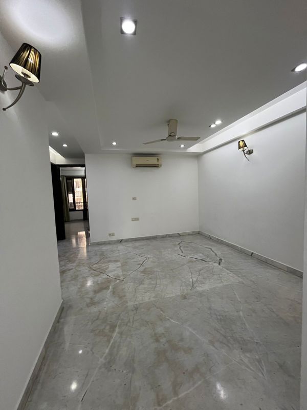 3 BHK Builder Floor For Rent in Sector 38