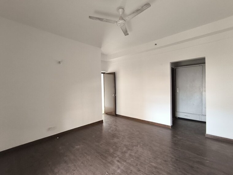 Room, indiabulls-centrum-park 3 Bedroom 2000 Sq.Ft. Apartment In Sector 103 Gurgaon 10397532