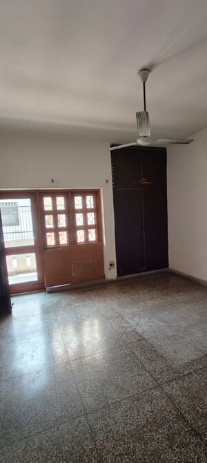Room in 3 BHK Apartment at Gardenia Gateway, Sector 75 – for Rent
