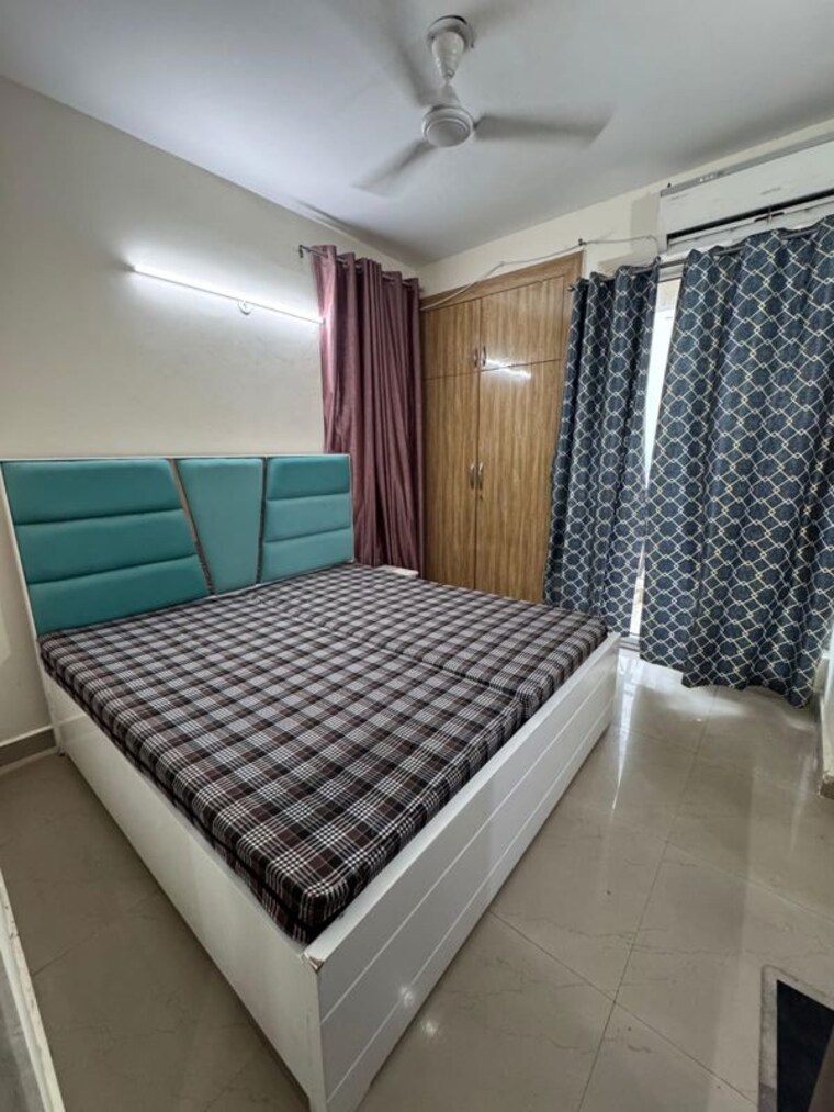 Bedroom, aims-golf-city 3 Bedroom 1350 Sq.Ft. Apartment In Sector 75 Noida 10397547