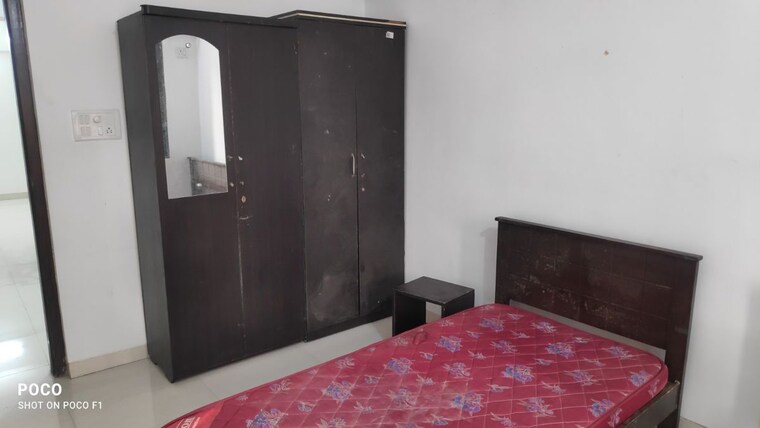 Bedroom, tilak nagar Pg For Boys In Tilak Nagar 10397554