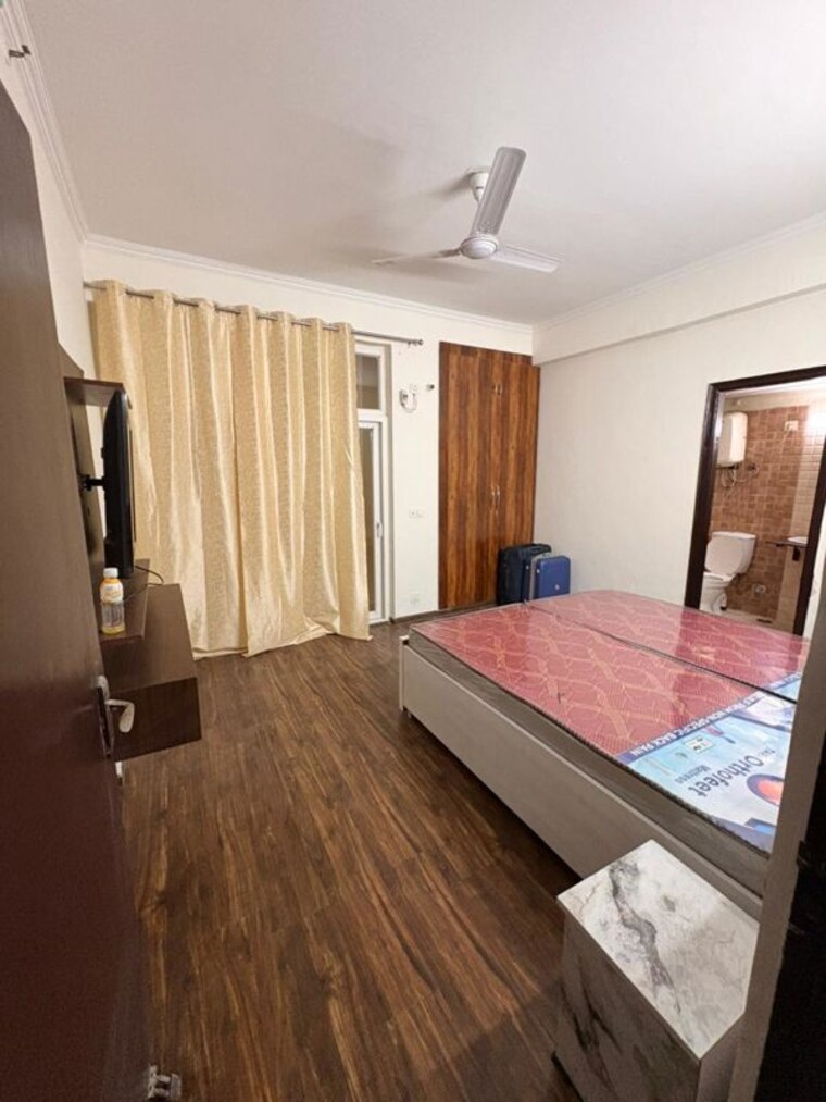 Bedroom, amrapali-silicon-city 3 Bedroom 1835 Sq.Ft. Apartment In Sector 76 Noida 10397563